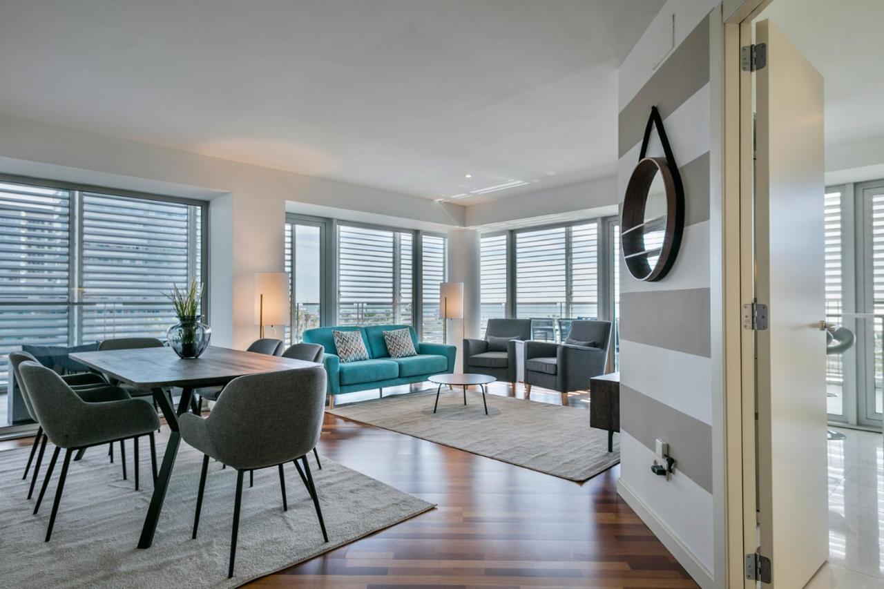 Alcam Llum Deluxe Apartment Barcelona Exterior photo