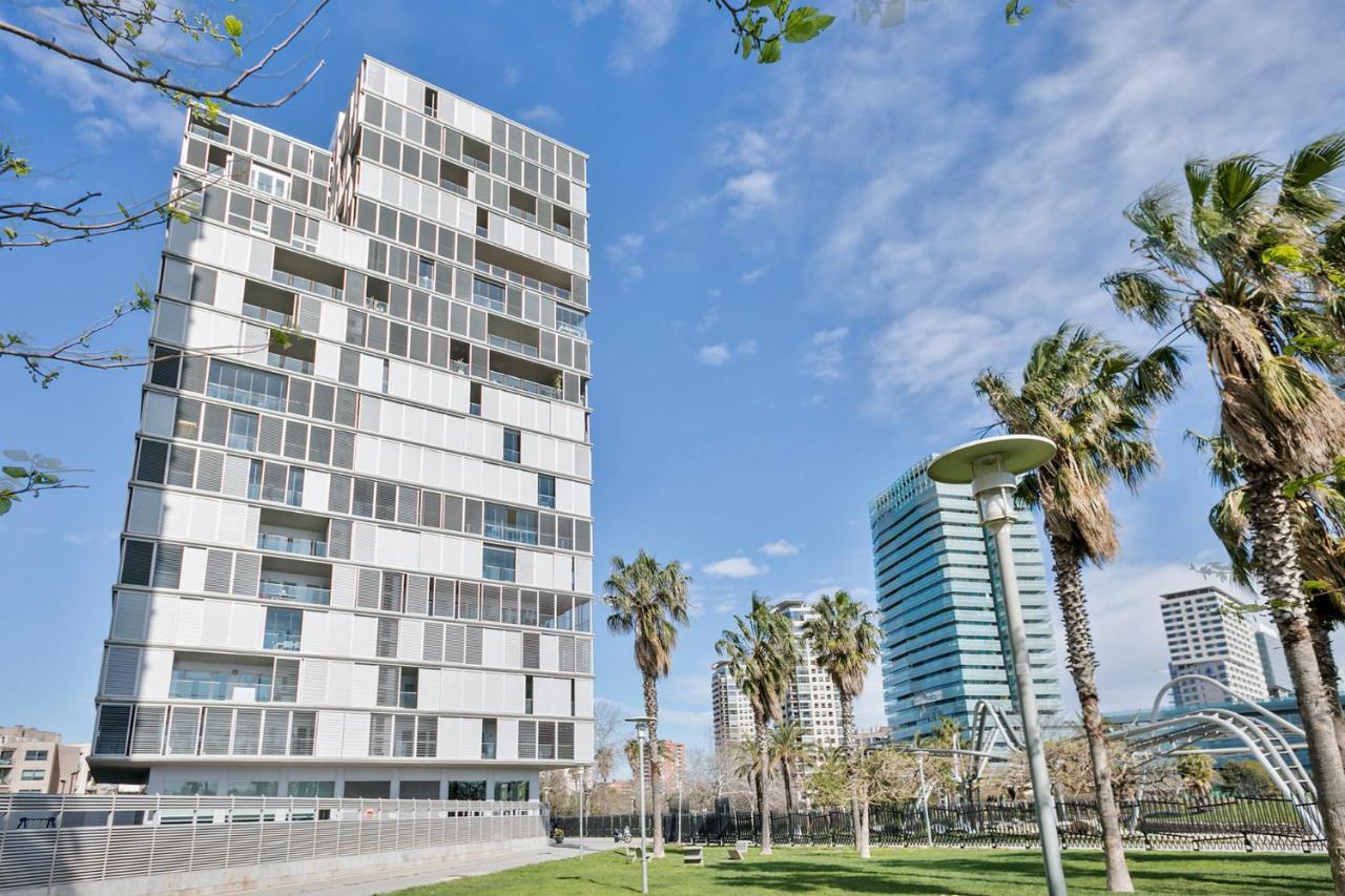 Alcam Llum Deluxe Apartment Barcelona Exterior photo
