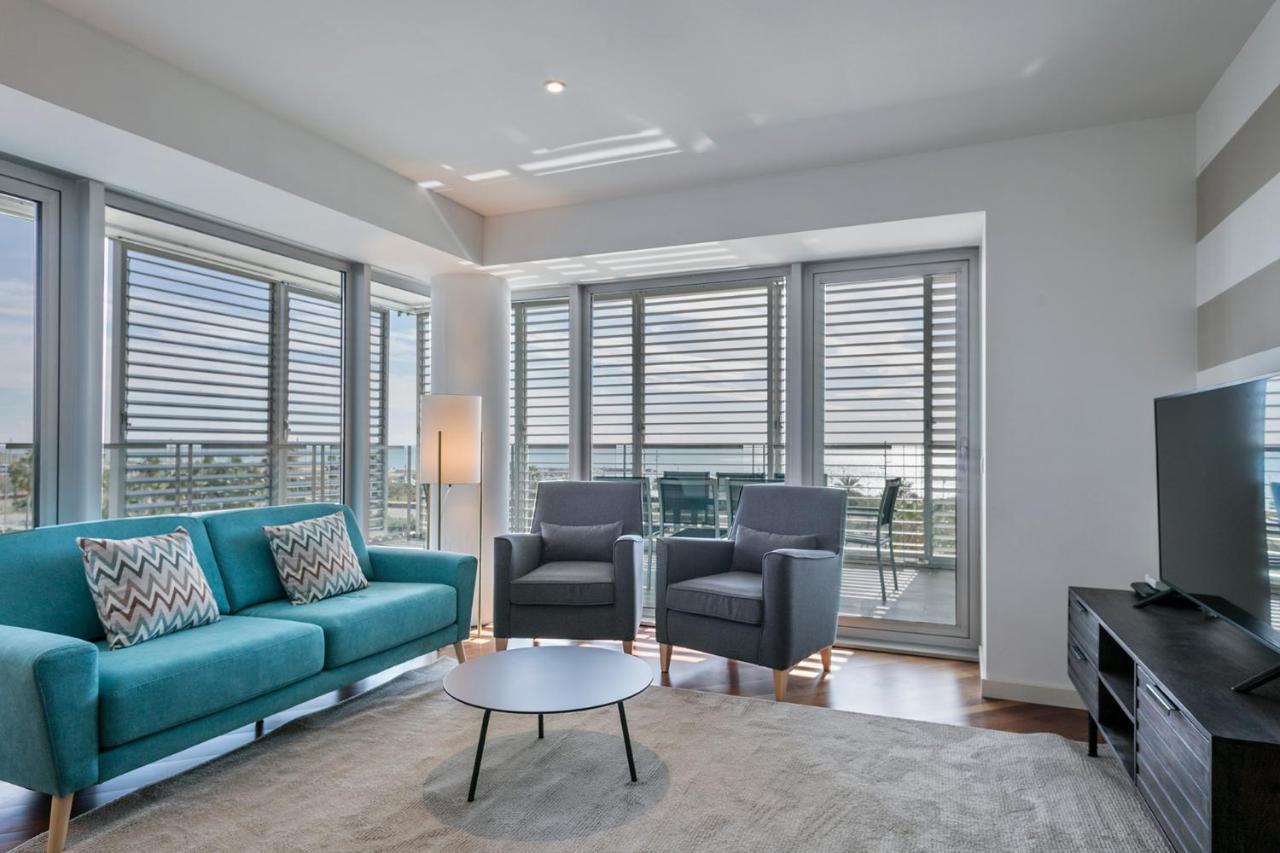 Alcam Llum Deluxe Apartment Barcelona Exterior photo